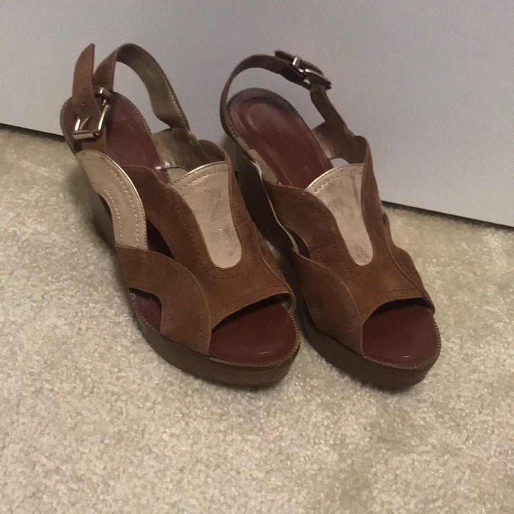 Suede and leather wedge sandals